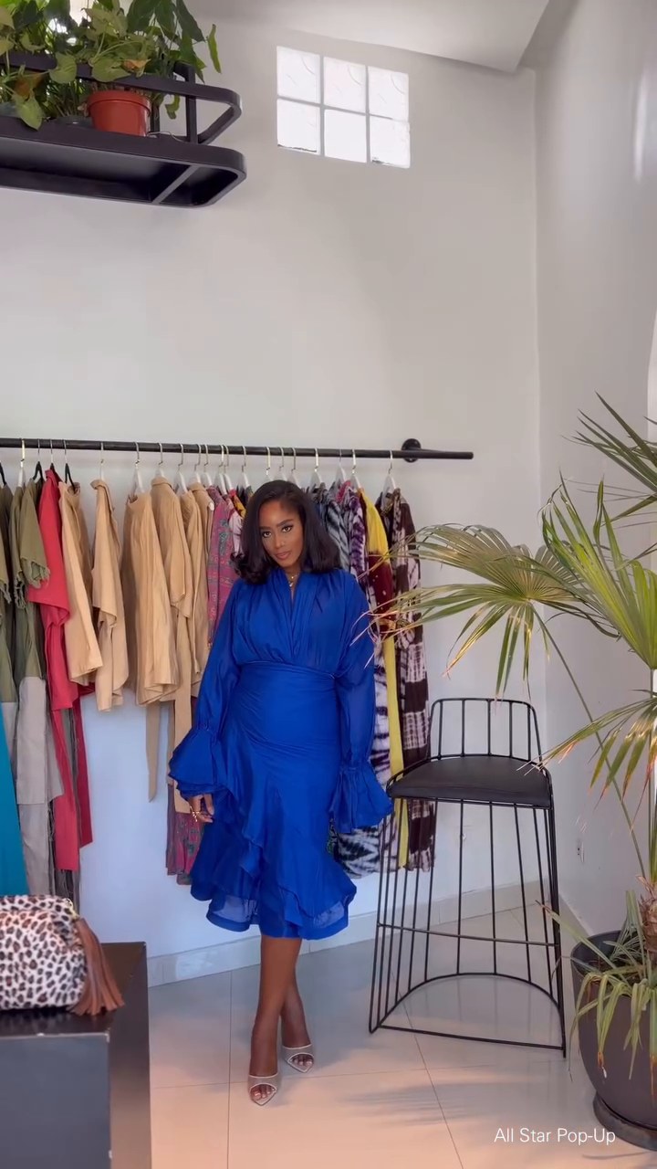 Robe bleue Pelebe, pop-up chez SCBD